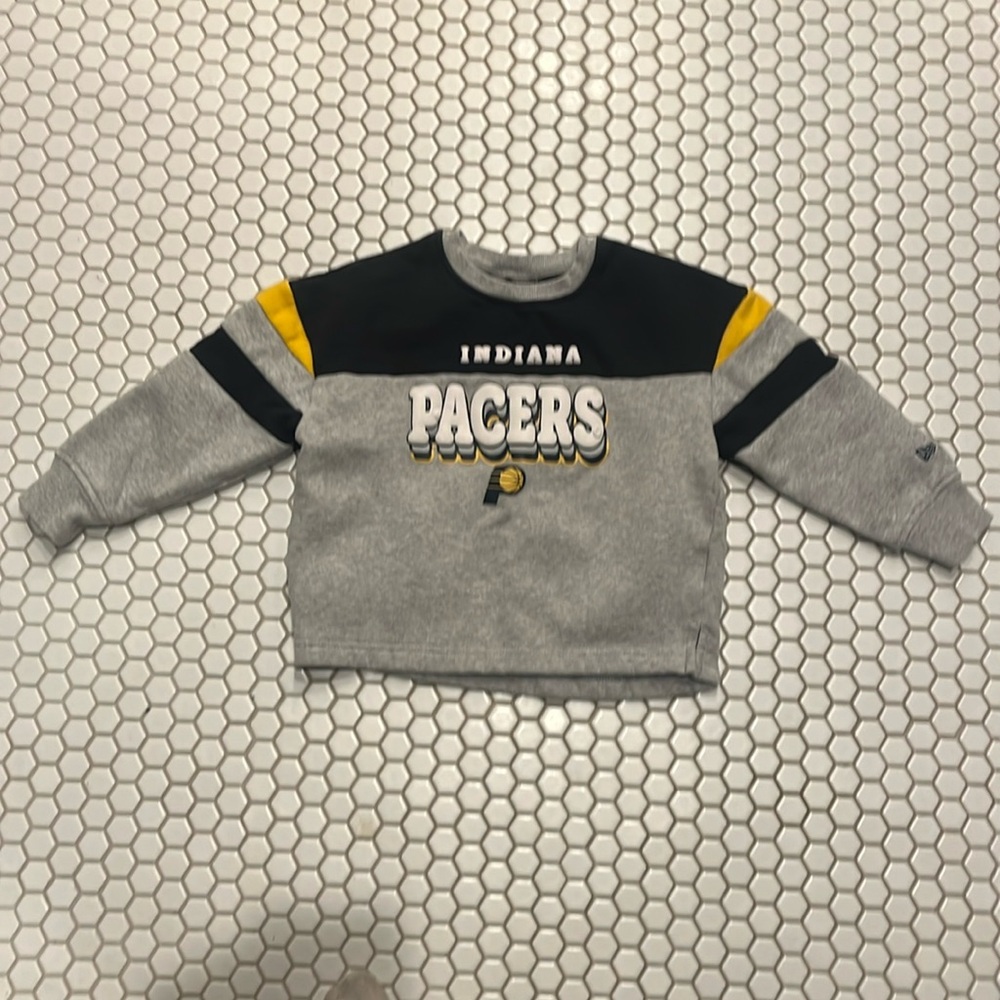 Youth size Small Pacers sweatshirt.